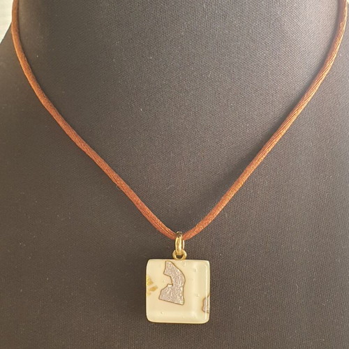 Murano glass necklace like new, white with silver and gold