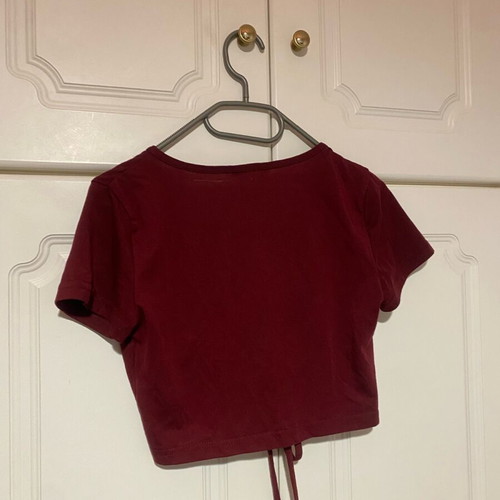 Burgundy Tie-Front Crop Top Shein like new, size S-M