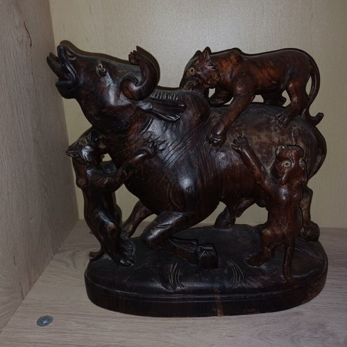 Decorative wooden sculpture new