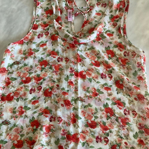 Sleeveless blouse like new, airy, multicolored, size large