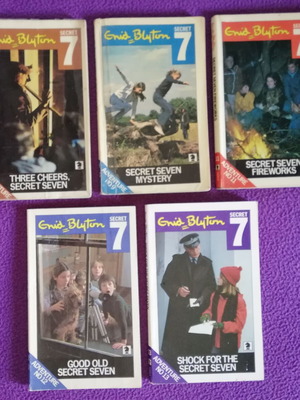 Βιβλία Enid Blyton The Secret 7 paperback μεταχειρισμένα, σετ 5