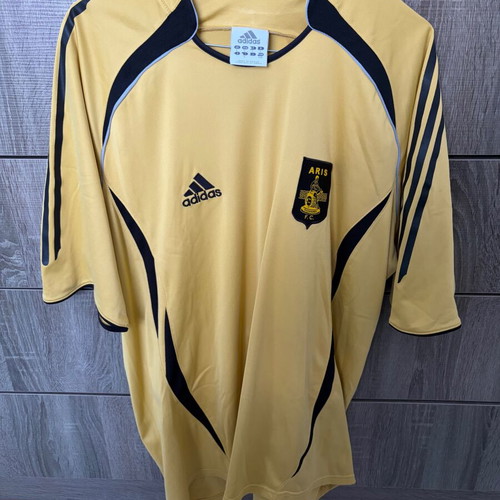 Aris football jersey, large, authentic