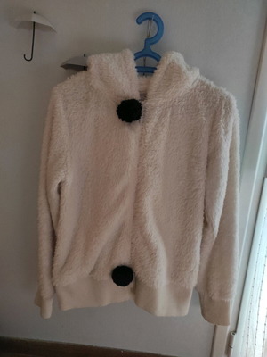 Fluffy women's white jacket like new, size M