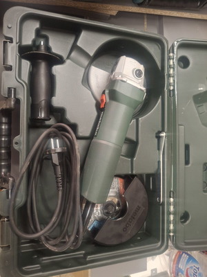 Metabo γωνιακός τροχός 125mm W750-125 καινούργιος με θήκη