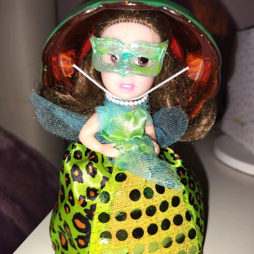 Cupcake doll, Popi Efchoulis and Barbie dolls used
