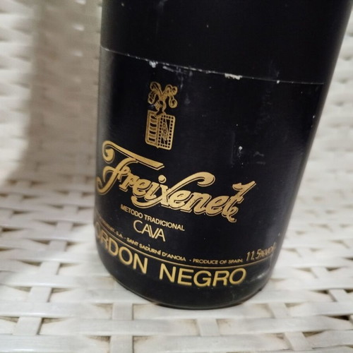 Freixenet Cordon Negro Brut white dry sparkling wine like new, 750ml