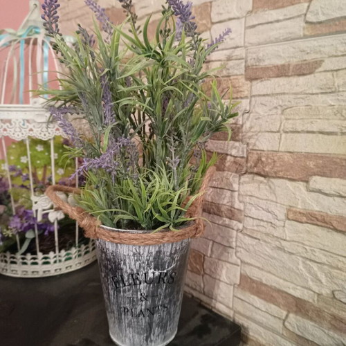 Lavender artificial decorative flower new, plastic and metal