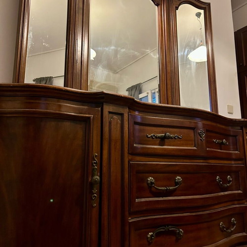 Classic bedroom vanity used, solid mahogany with triple mirror
