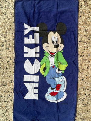 Πετσέτα θαλάσσης Mickey μεταχειρισμένη, βαμβακερή, 71x140 εκ, αμυδρά ξεθωριασμένη