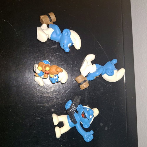 Smurfs collectible figures like new