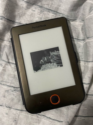 Електронна книга Pocket Book като ново