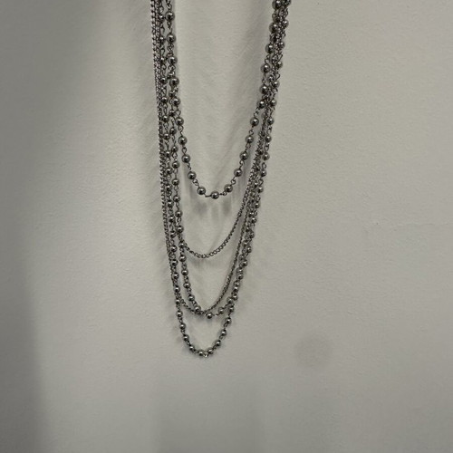 Women's necklace with five silver chains