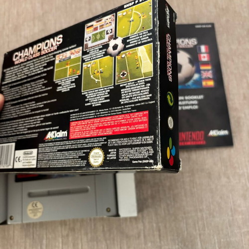 Champions World Class Soccer Nintendo SNES used, complete