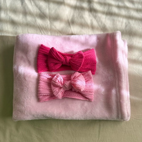 Pink fleece blanket like new with 2 baby hairbands gift