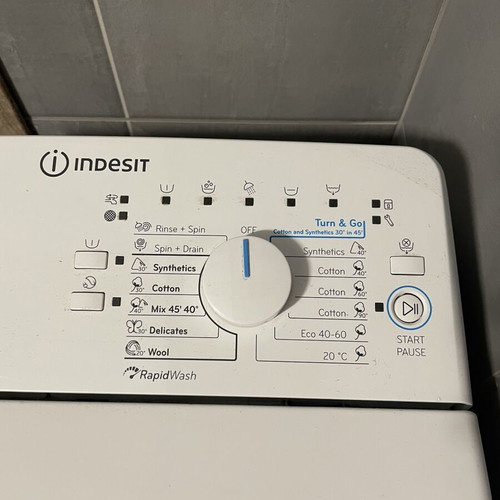 Indesit 7kg Top Load Washing Machine like new