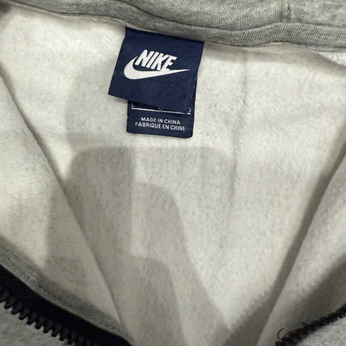 Nike men’s grey and black fleece jacket like new, size L