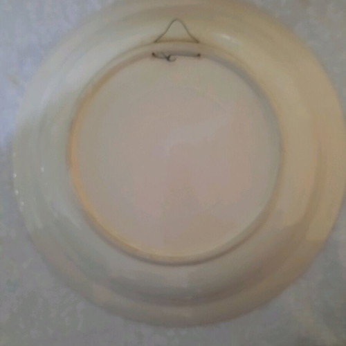 Ceramic wall plate handmade, like new, basket with fruits