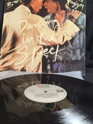 David Bowie and Mick Jagger Dancing in the Street LP like new