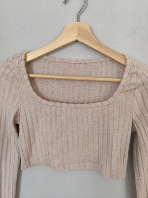 Cropped blouse new, size S