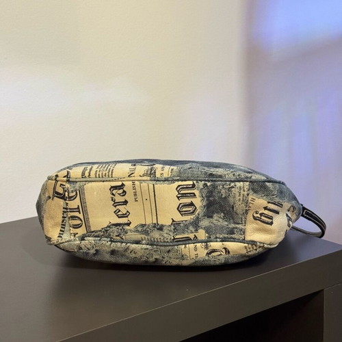 Silvano Biagini Y2K Vintage Shoulder Bag like new with Newspaper Print