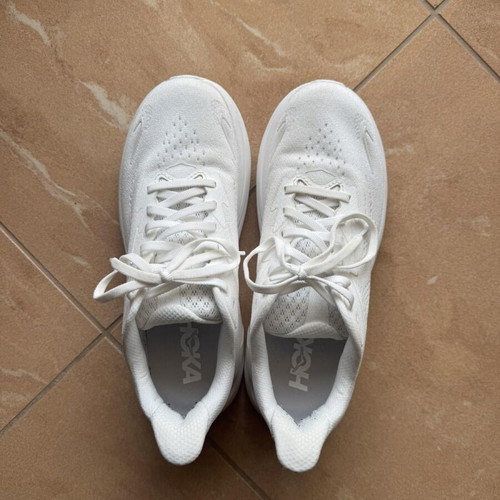 Hoka Clifton 10 white, size 39 1/3, like new
