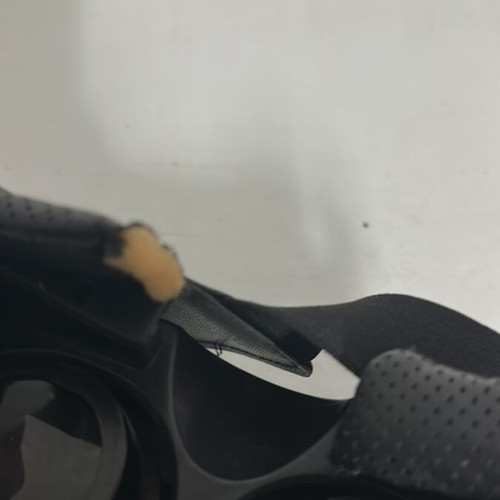 Virtual Reality Device like new with minor wear
