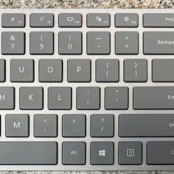 Microsoft Surface Bluetooth Keyboard German layout, like new, wireless