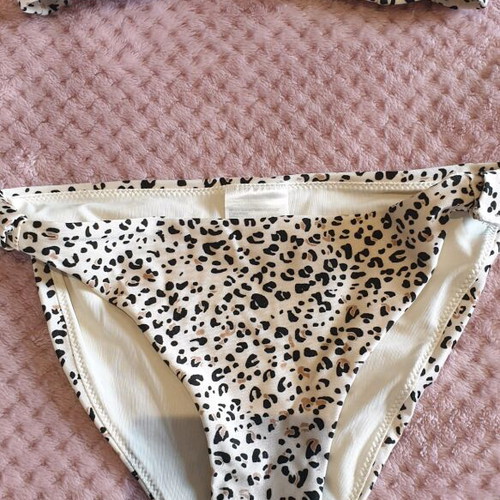 Leopard print swimsuit H&M size 34 like new