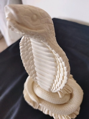 Alabaster snake figurine like new