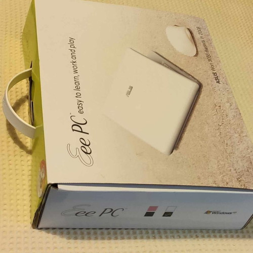 Asus Eee PC 1101HA like new, 2 GB RAM, IPS screen