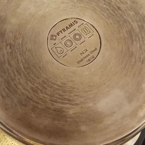 Pyramis cooking pot used, good condition