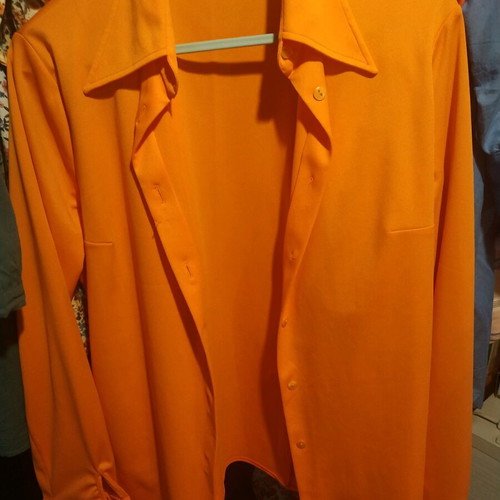 Shirt new, size M/L, orange