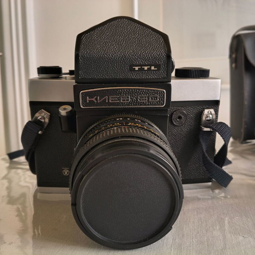 Kiev 60 camera set like new with 4 lenses and accessories