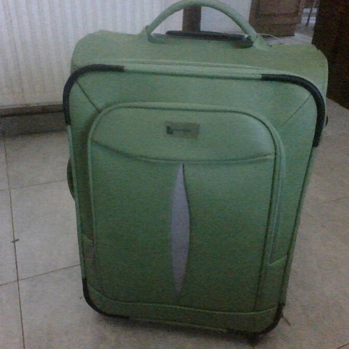 Travel suitcase used medium-small green leatherette 54x38x25 cm