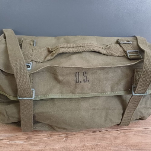M-1945 Field Cargo Pack military backpack like new, USA