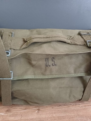 M-1945 Field Cargo Pack military backpack like new, USA