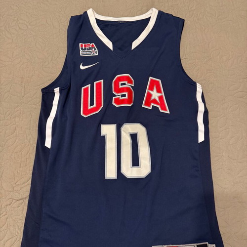 Kobe Bryant jersey like new