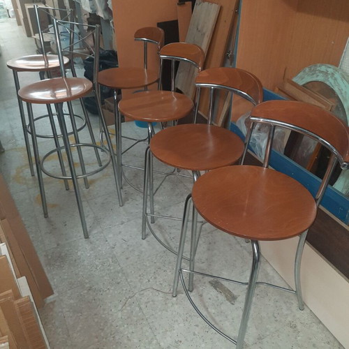 Tables + stools