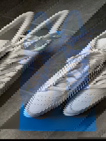 παπούτσια Adidas
