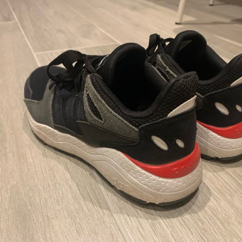 Adidas Crazychaos EF1053 athletic shoes size 38 like new, black