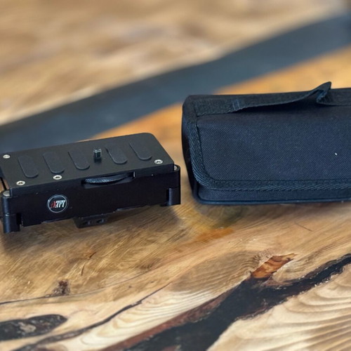 Camera shoulder mount stabiliser like new for DSLR and mirrorless