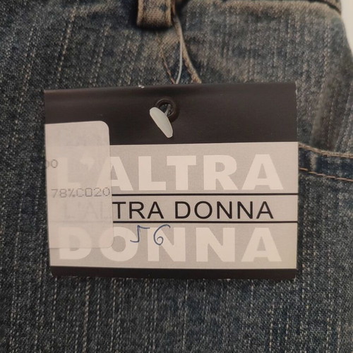 L' altra donna midi denim skirt new, size medium, blue