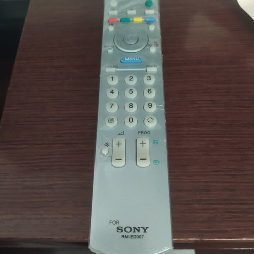 Sony Bravia Full HD 40" TV with decoder model 2009