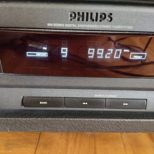 Philips 900 Series Synthesized Stereo Tuner FT-920 used