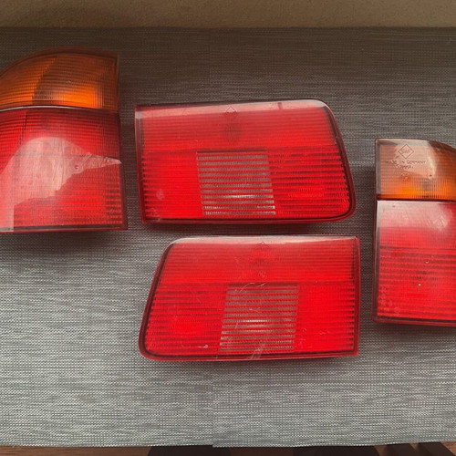 BMW Series 5 e39 station wagon rear lights used