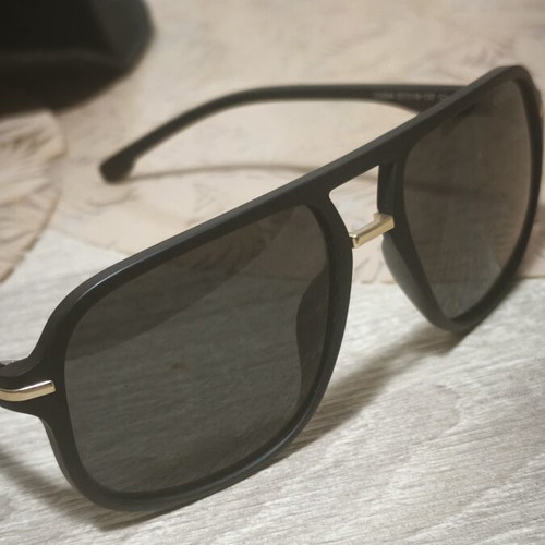 Carrera 23004 men's sunglasses, black with gold details