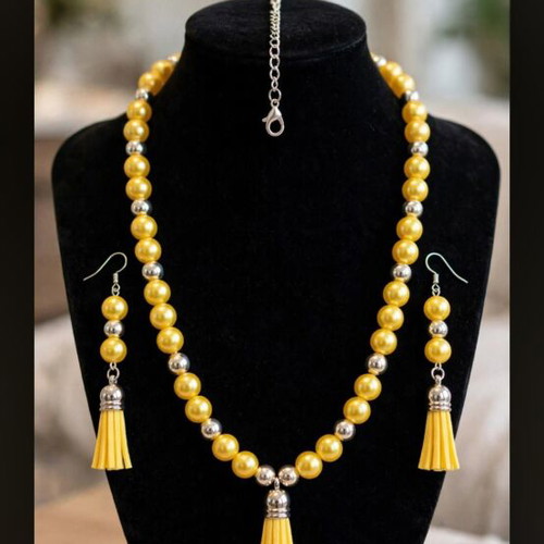 Handmade yellow beaded summer necklace and earrings set new