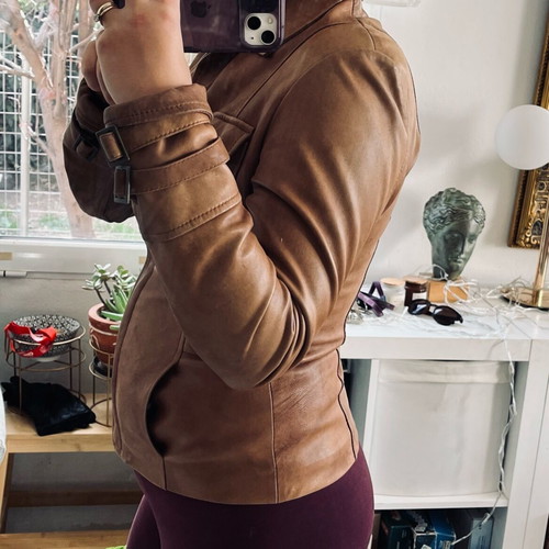 Lapel leather jacket used, brown, size medium