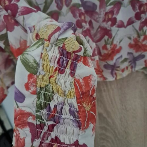 Long-sleeve muslin blouse with floral print, size M