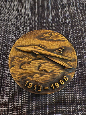 Spanish Air Force commemorative bronze medal 75 years 1913-1988